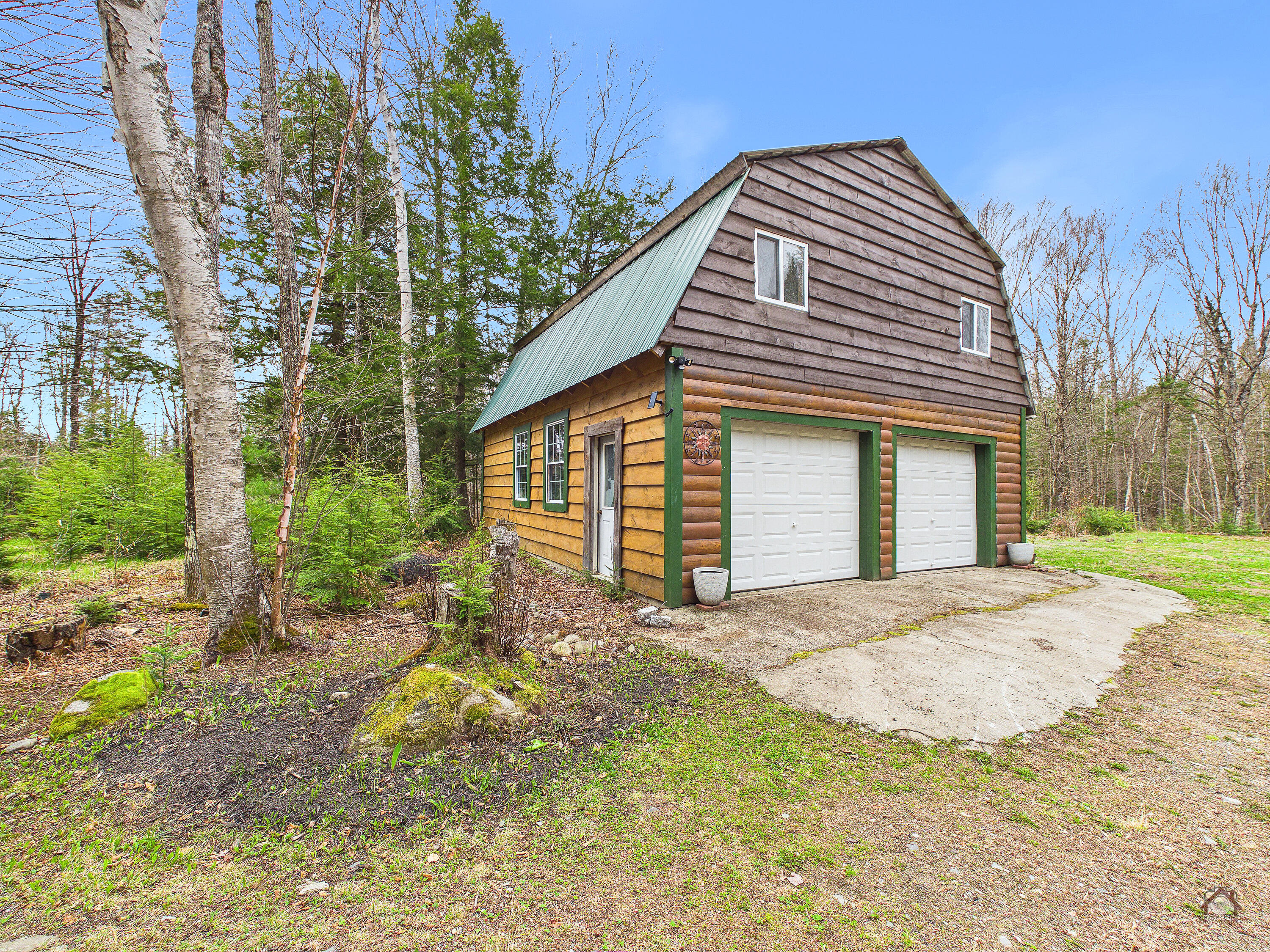 127 Loon Road Embden, ME 04958 - Photo 4 of 50 58-7ZPXZUR-LP-104