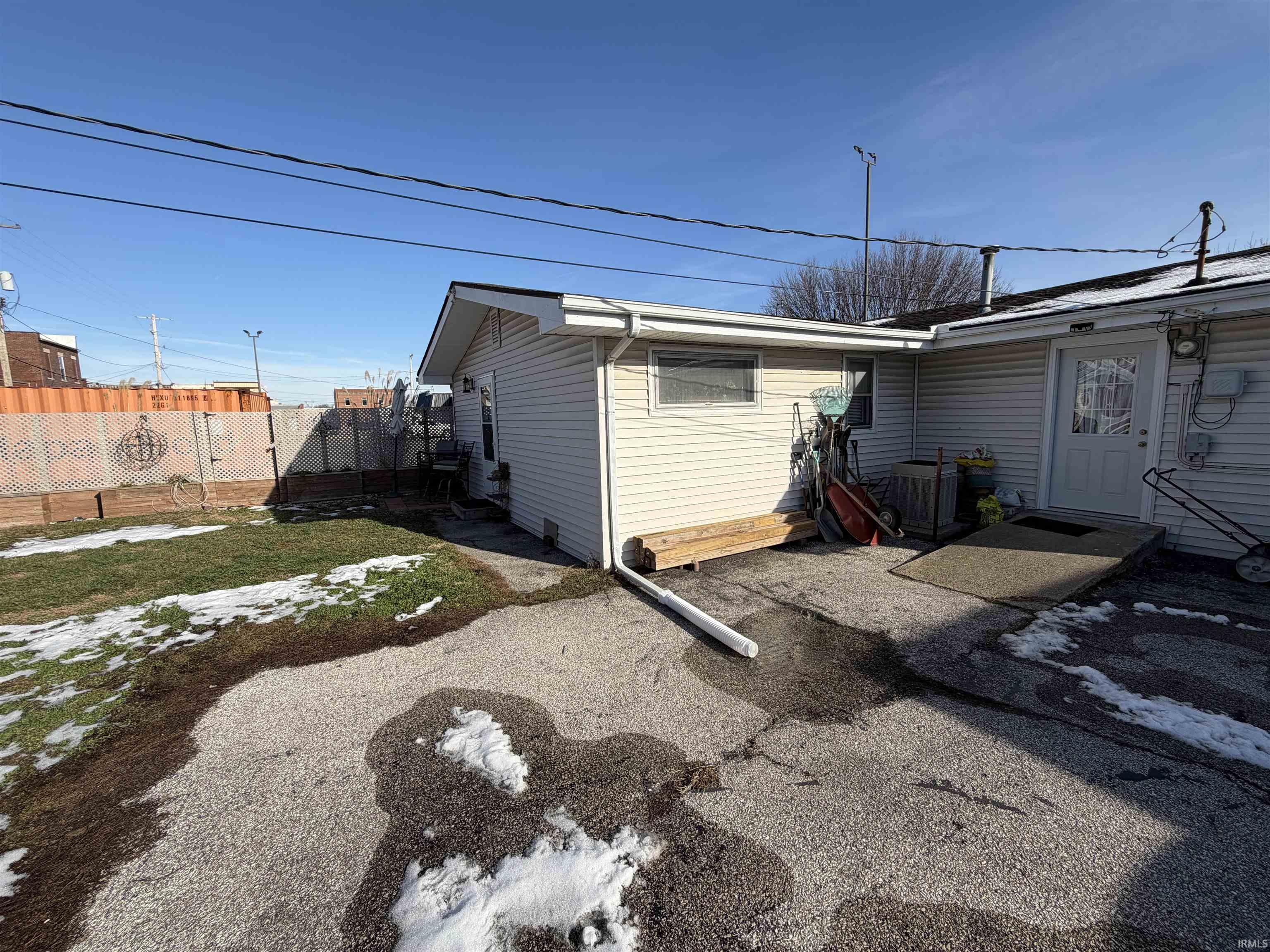 88 Southeast 1st Street Linton, IN 47441 - Photo 13 of 36