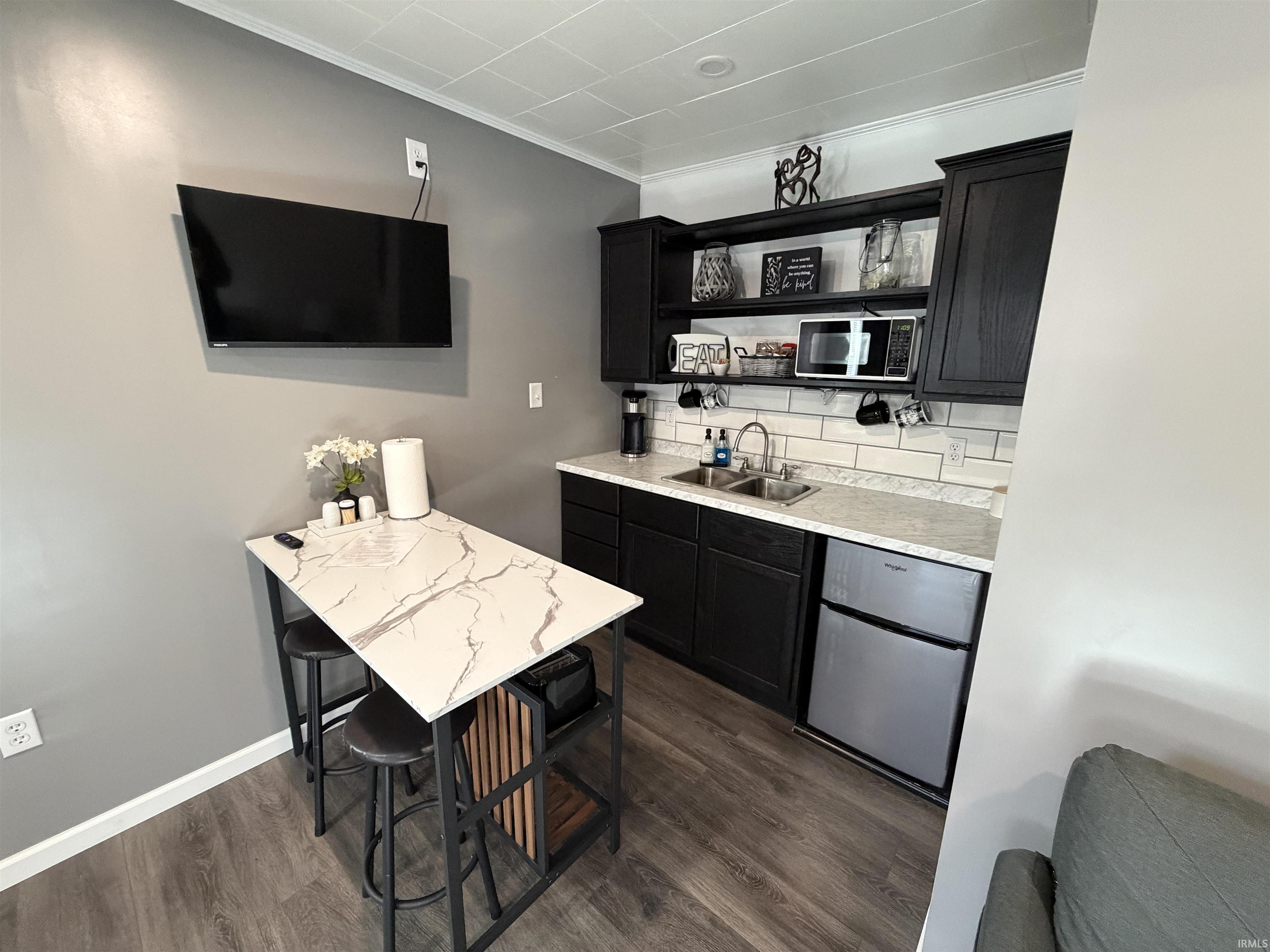 88 Southeast 1st Street Linton, IN 47441 - Photo 16 of 36