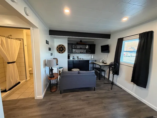 $224,900 | 88 Southeast 1st Street, Linton, IN 47441