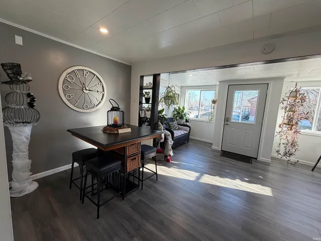 $224,900 | 88 Southeast 1st Street, Linton, IN 47441