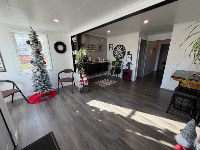 $224,900 | 88 Southeast 1st Street, Linton, IN 47441