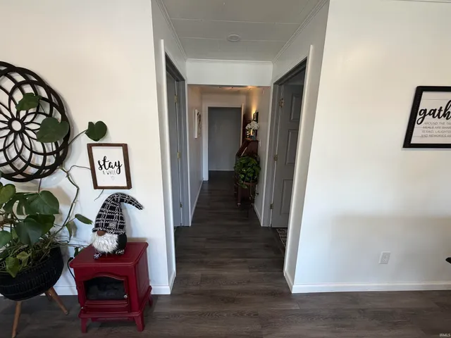 $224,900 | 88 Southeast 1st Street, Linton, IN 47441