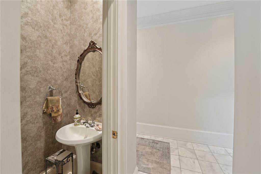 1296 Niskey Lake Road Southwest Atlanta, GA 30331 - Photo 35 of 88