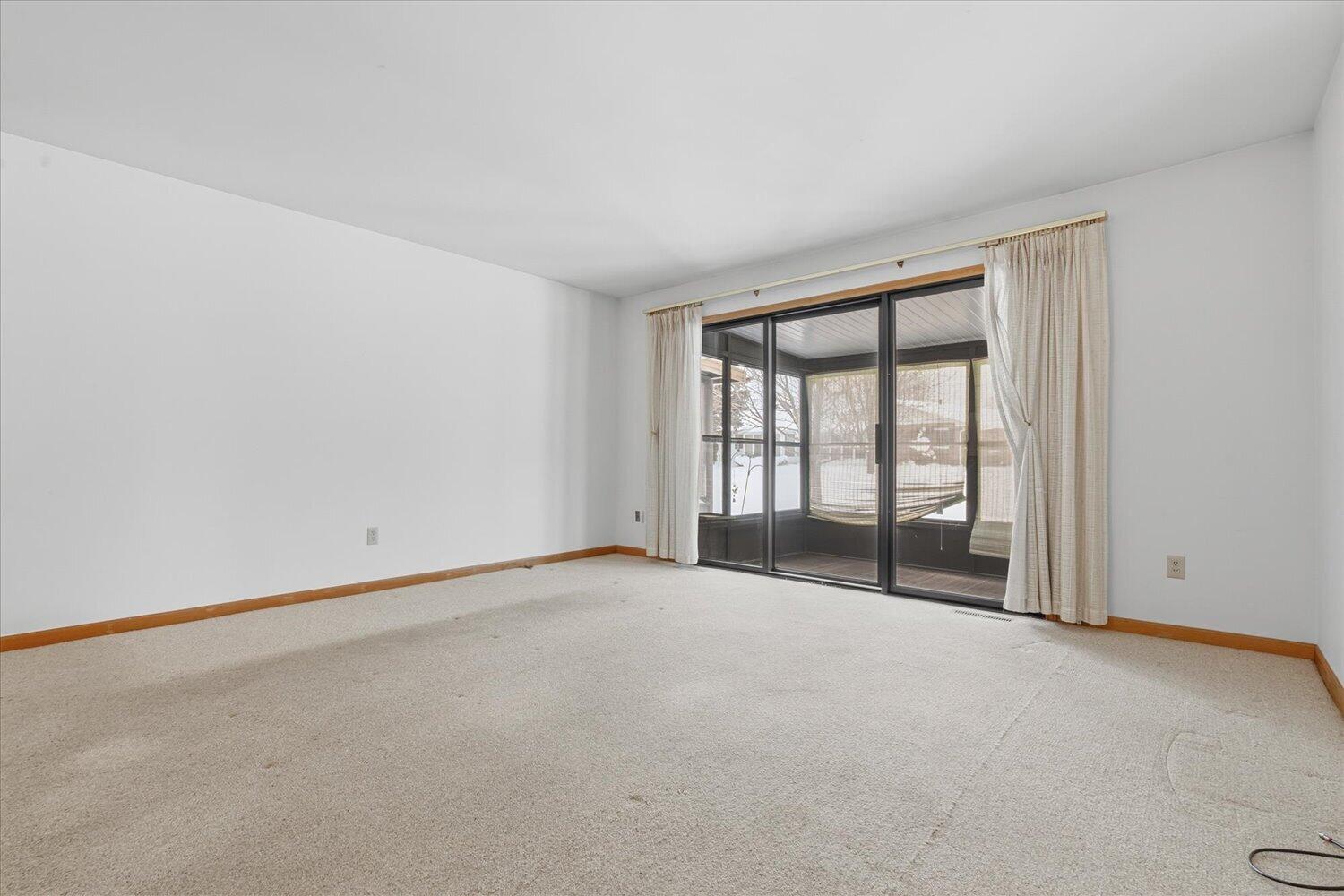 5052 Green Meadow Road Kalamazoo, MI 49009 - Photo 11 of 25 11-WM5052greenmeadow-9