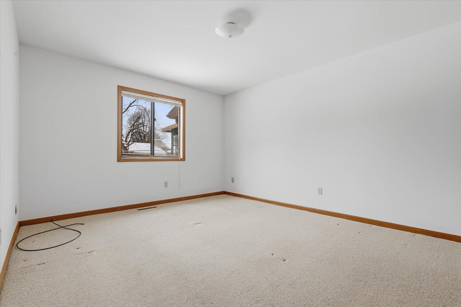 5052 Green Meadow Road Kalamazoo, MI 49009 - Photo 14 of 25 14-WM5052greenmeadow-12