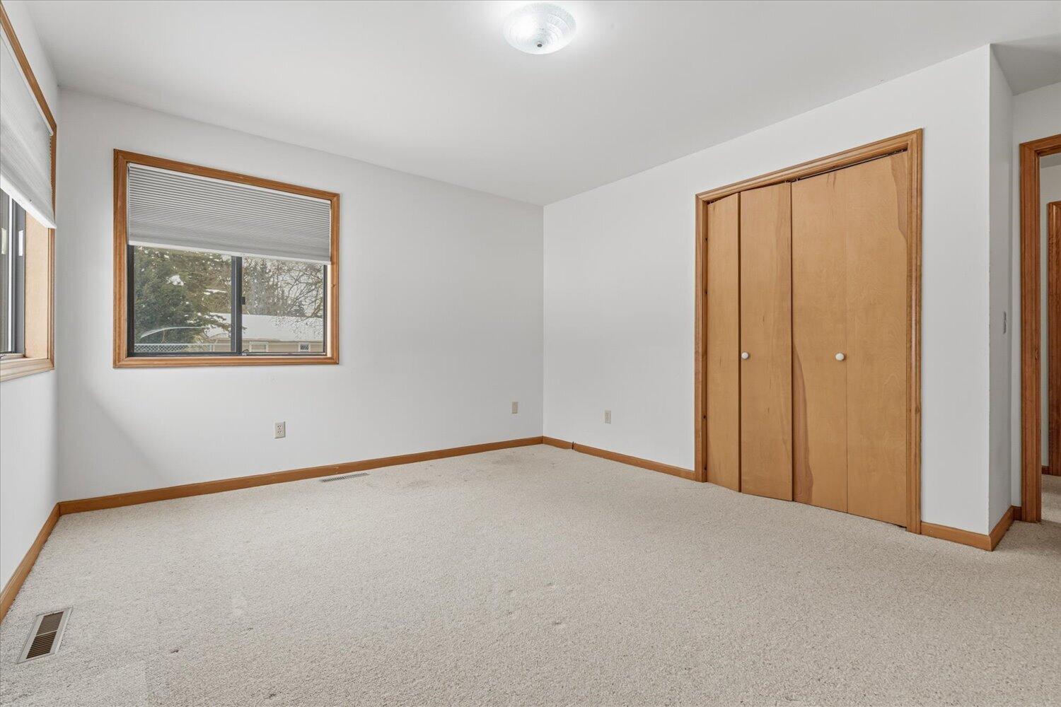 5052 Green Meadow Road Kalamazoo, MI 49009 - Photo 18 of 25 18-WM5052greenmeadow-15