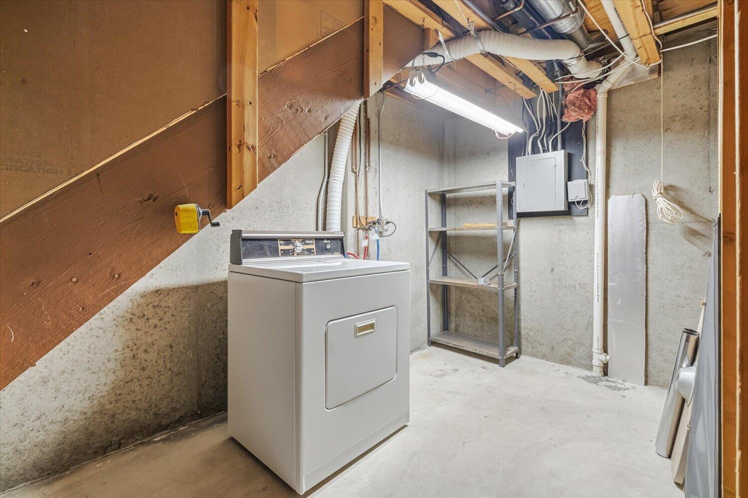 5052 Green Meadow Road Kalamazoo, MI 49009 - Photo 21 of 25 21-WM5052greenmeadow-21