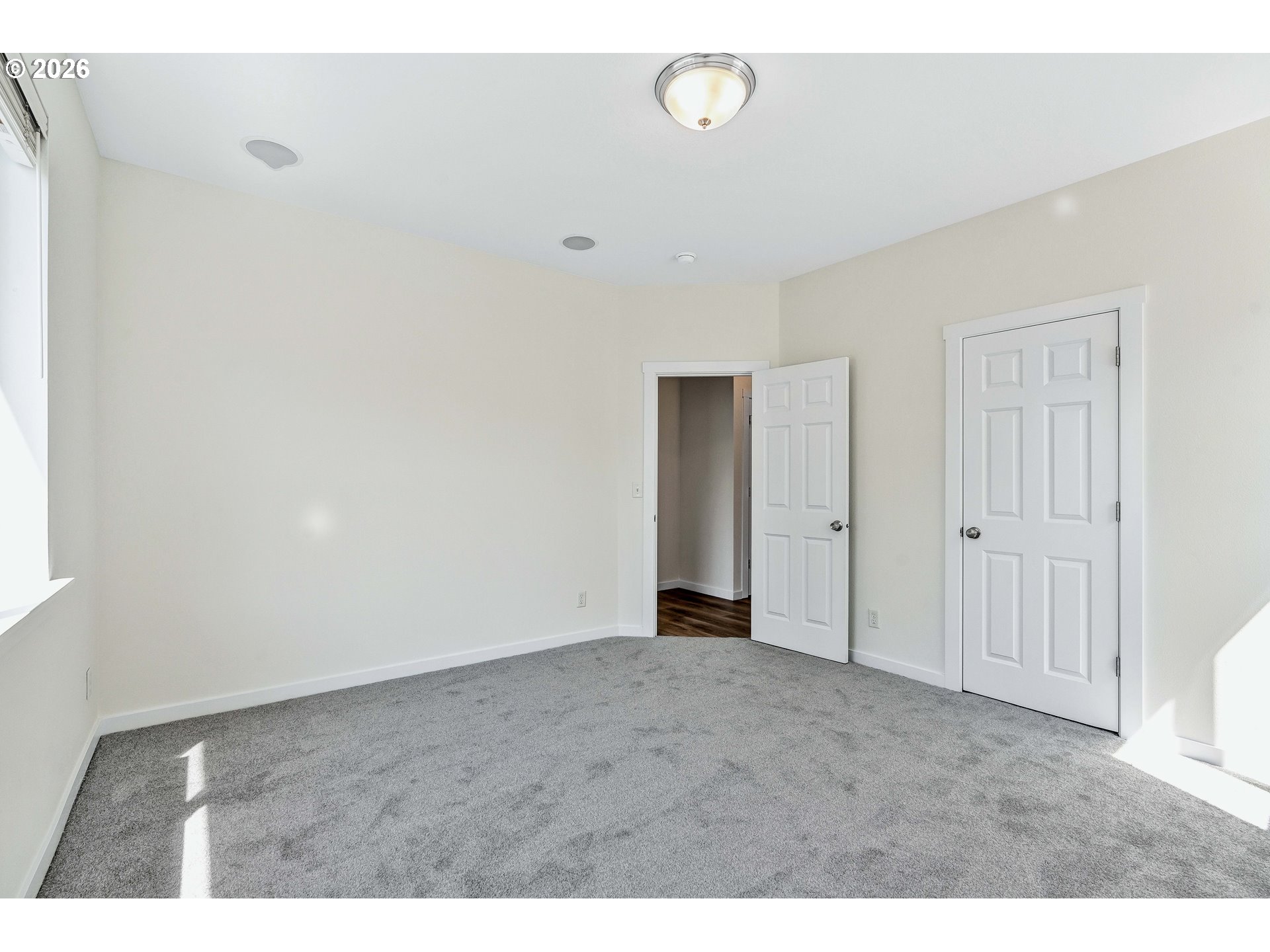 241 Southwest 105th Terrace Portland, OR 97225 - Photo 18 of 48