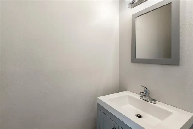 $255,000 | 3648 Timber Bluff Lane, New Orleans, LA 70131