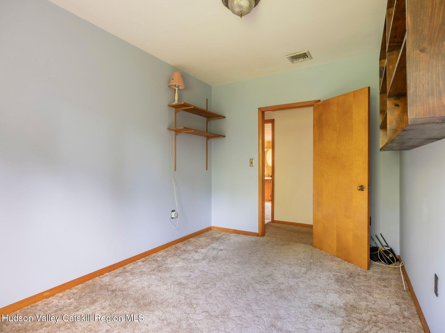 33 Reservoir Road Marlboro, NY 12542 - Photo 39 of 52 photo_online_039