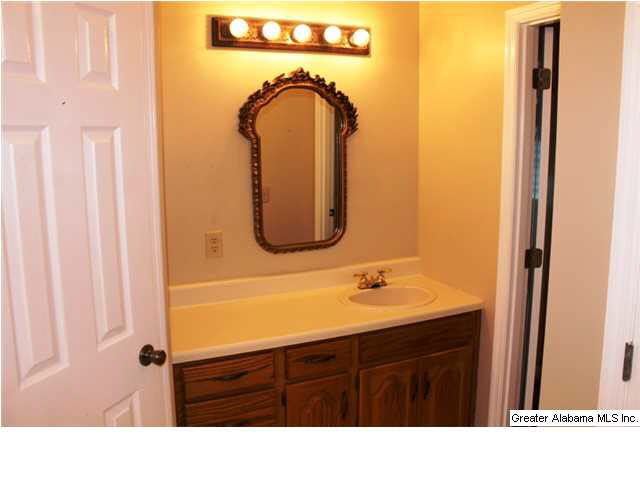 101 Oxmoore Road Oxford, AL 36203 - Photo 23 of 32