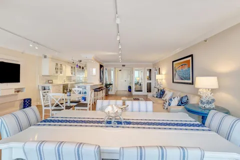 $1,599,000 | 1820 Avenida Del Mundo, Unit 1506, Coronado, CA 92118