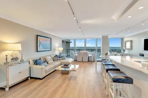 $1,599,000 | 1820 Avenida Del Mundo, Unit 1506, Coronado, CA 92118