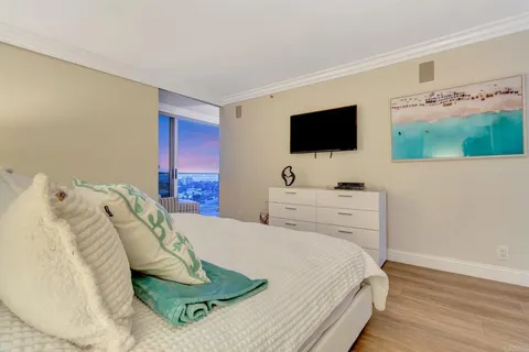 $1,599,000 | 1820 Avenida Del Mundo, Unit 1506, Coronado, CA 92118