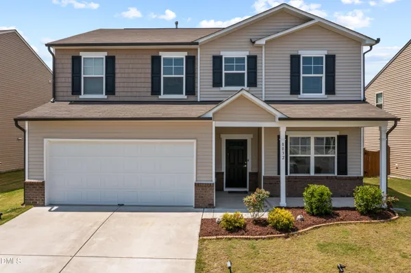 $2,350 | 8032 Remington Heights Drive, Raleigh, NC 27616