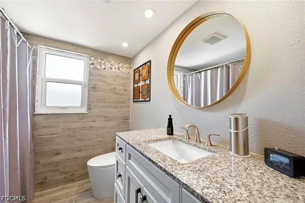 $565,000 | 2124 St Croix Avenue, Fort Myers, FL 33905