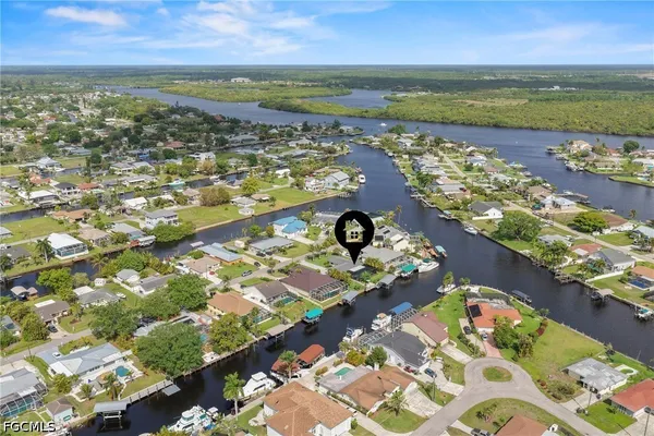 $565,000 | 2124 St Croix Avenue, Fort Myers, FL 33905