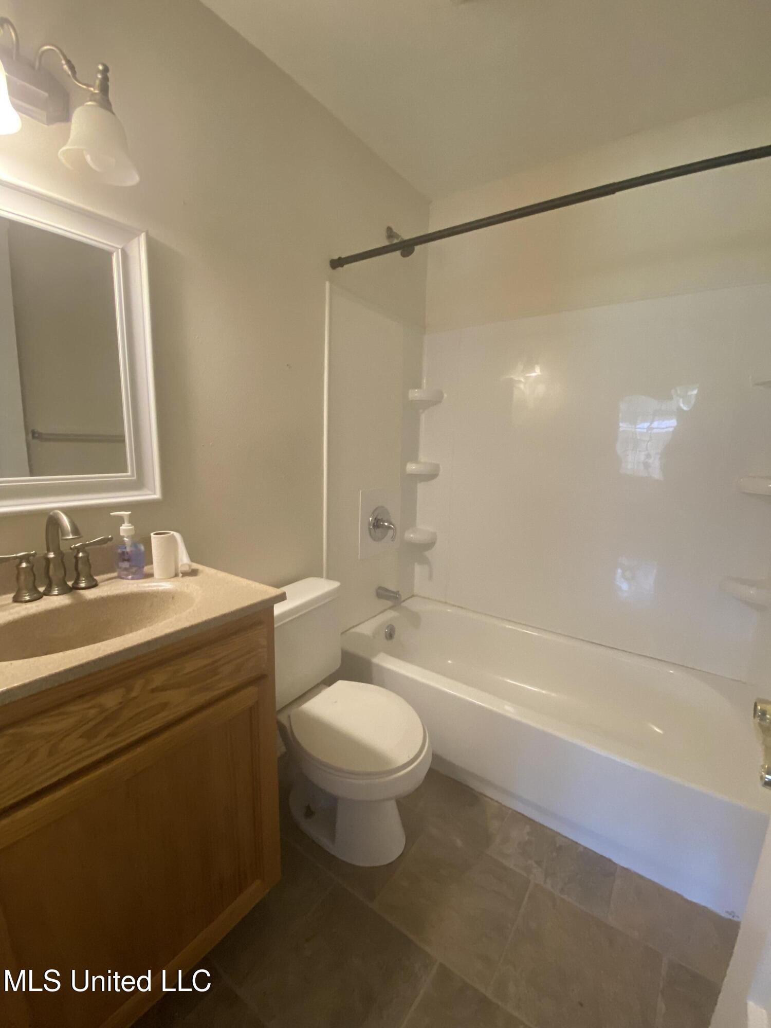 6908 Barnes Road Moss Point, MS 39563 - Photo 23 of 24 IMG_9700