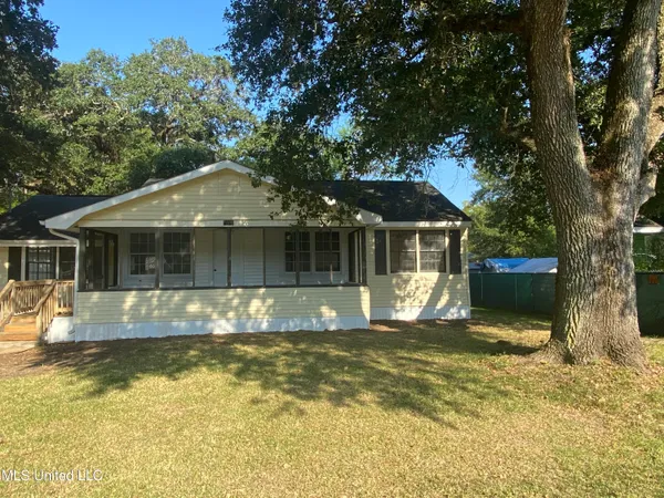 $130,500 | 6908 Barnes Road, Moss Point, MS 39563
