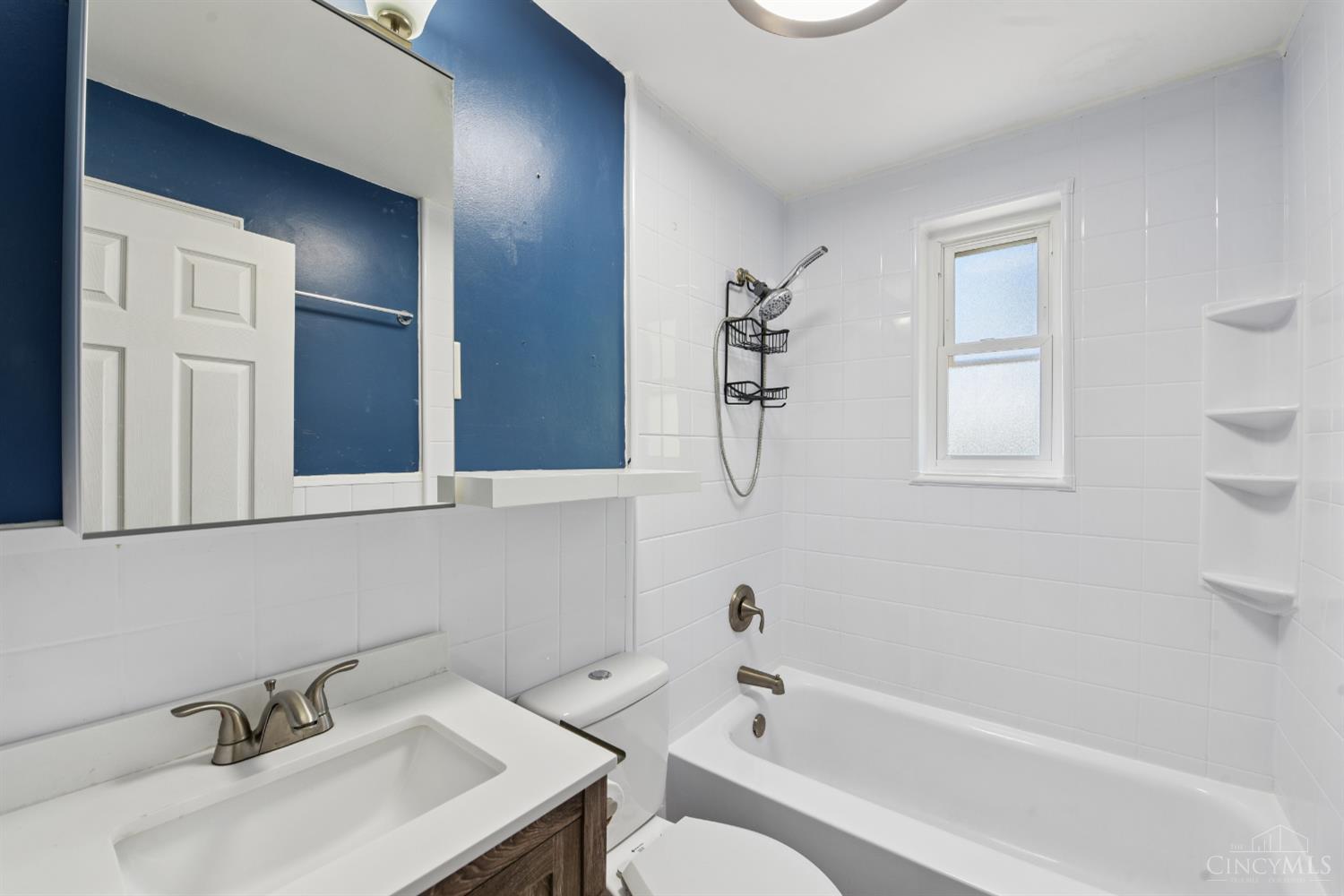 627 Roebling Road Cincinnati, OH 45238 - Photo 20 of 53