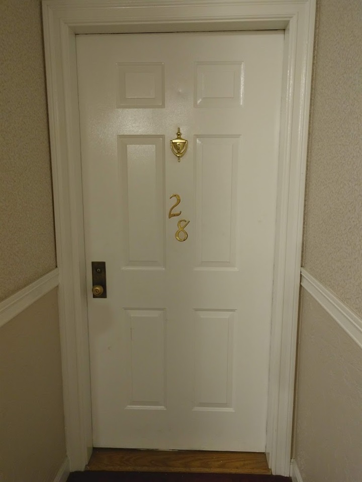 490 North River Road, Unit 28 Manchester, NH 03104 - Photo 6 of 8 Gallery Image 6