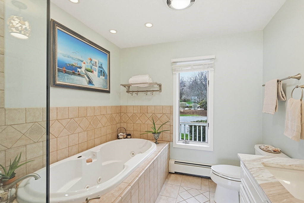 54 Oliver Hazard Perry Road Portsmouth, RI 02871 - Photo 11 of 27