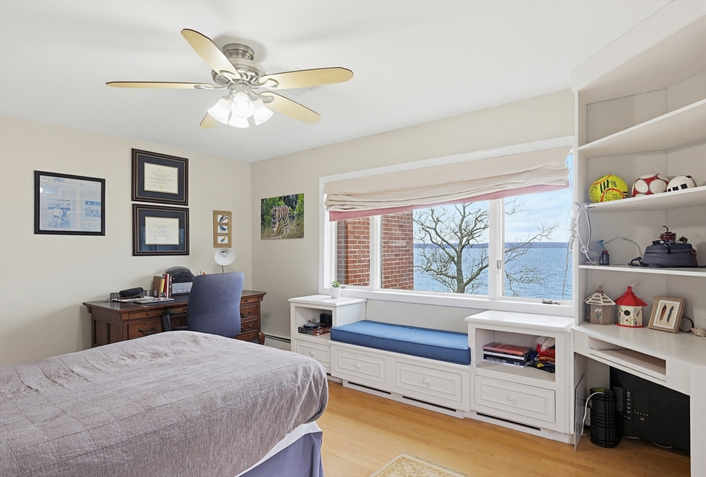 54 Oliver Hazard Perry Road Portsmouth, RI 02871 - Photo 14 of 27