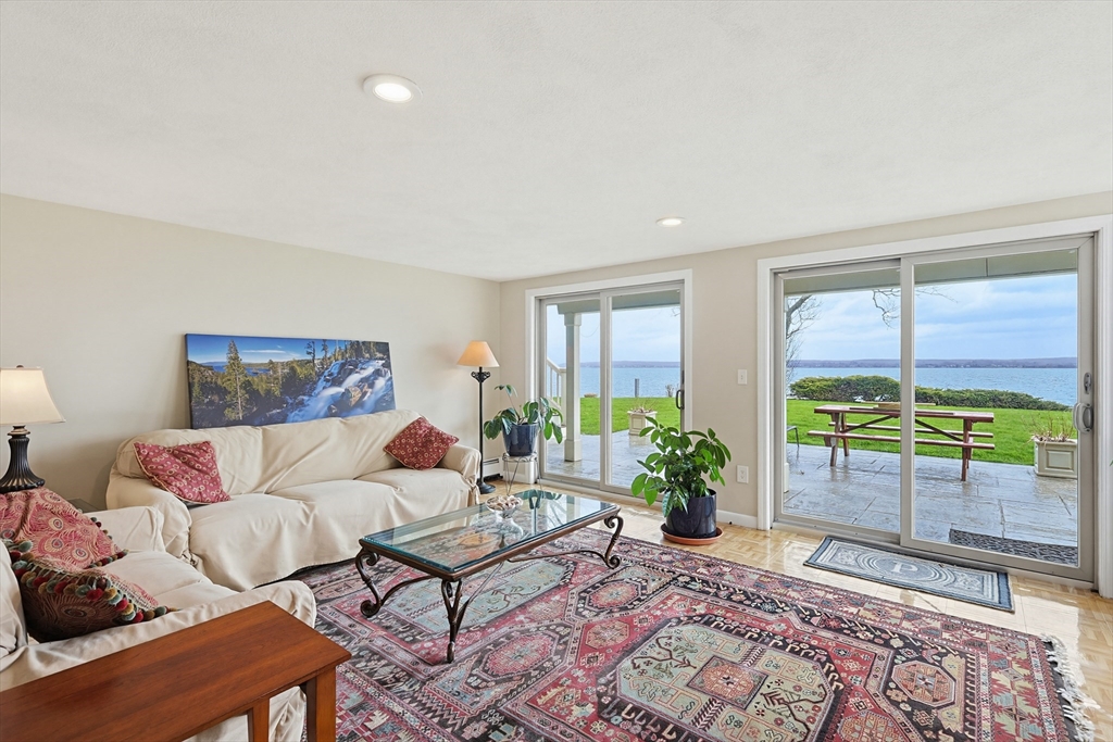 54 Oliver Hazard Perry Road Portsmouth, RI 02871 - Photo 16 of 27