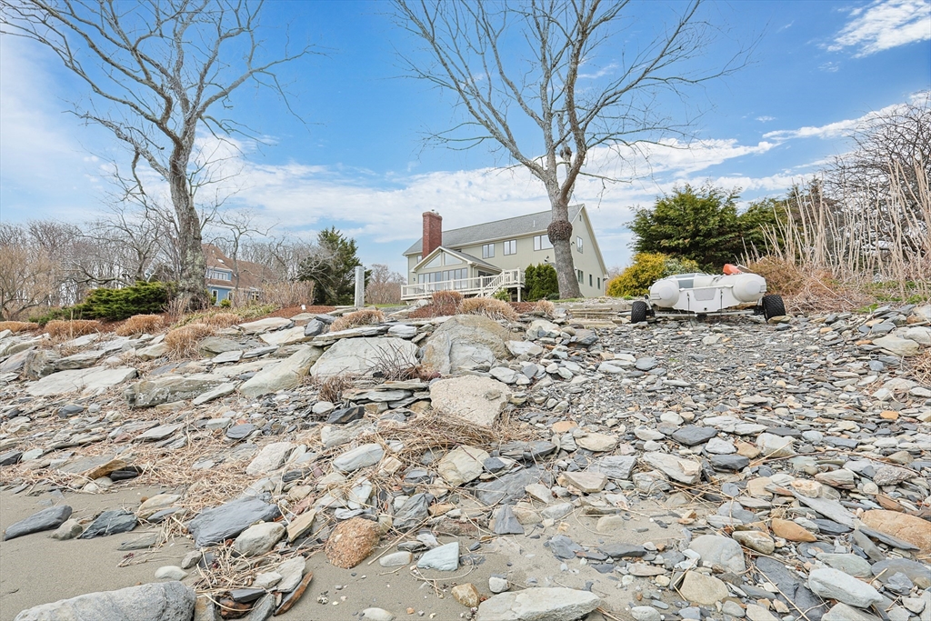 54 Oliver Hazard Perry Road Portsmouth, RI 02871 - Photo 24 of 27