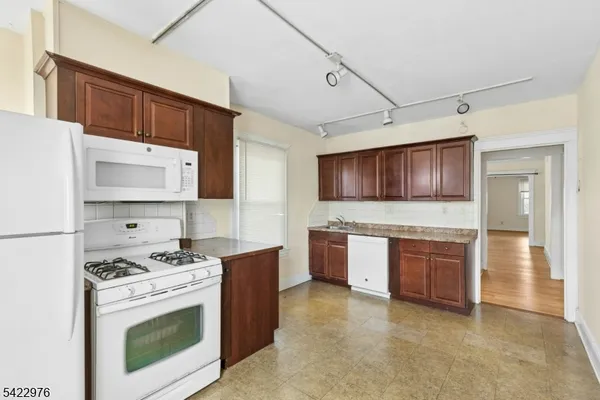 $599,000 | 84 West Cherry Street, Rahway, NJ 07065