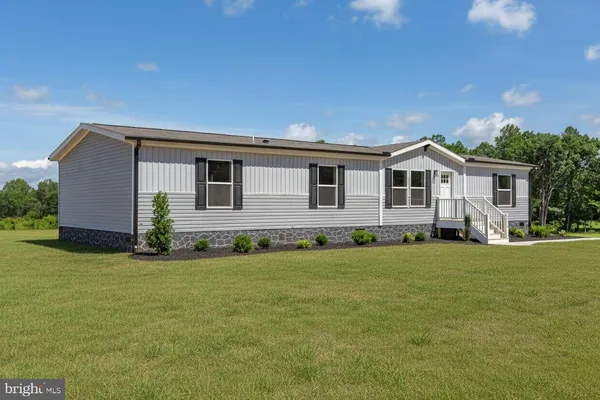 $329,990 | 7225 Shannon Hill Road, Louisa, VA 23093