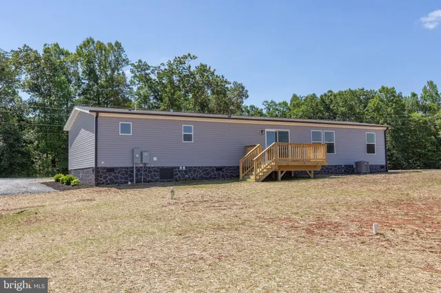 $329,990 | 7225 Shannon Hill Road, Louisa, VA 23093