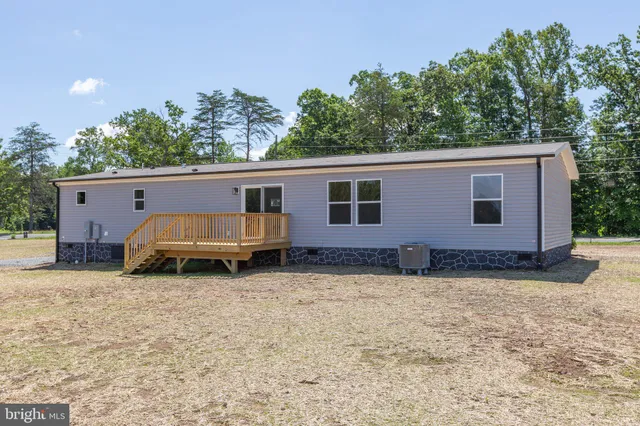 $329,990 | 7225 Shannon Hill Road, Louisa, VA 23093