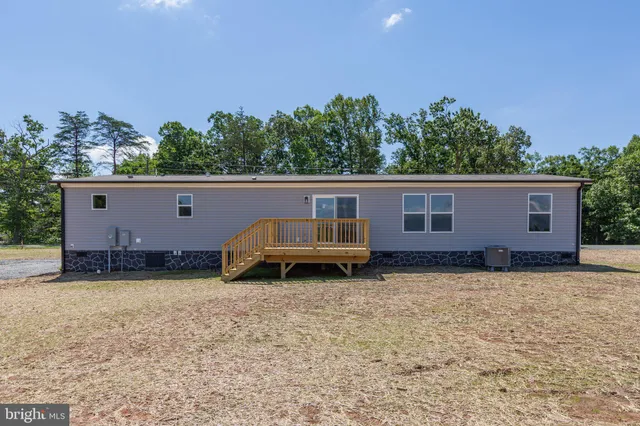 $329,990 | 7225 Shannon Hill Road, Louisa, VA 23093