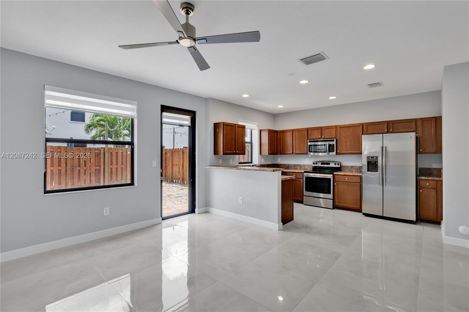 17531 Southwest 153rd Path Miami, FL 33187 - Photo 8 of 40 Gallery Image 8