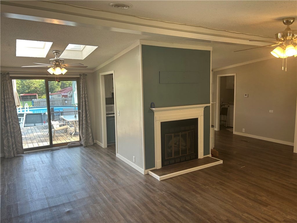 7646 Hendricks Lane Decatur, IL 62521 - Photo 6 of 26 Gallery Image 6