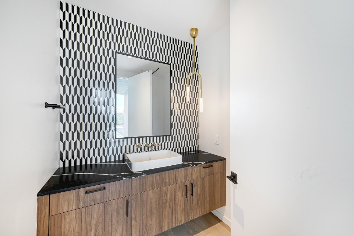 1006 Baylor Street, Unit 202 Austin, TX 78703 - Photo 16 of 23 a view of a black and white wall