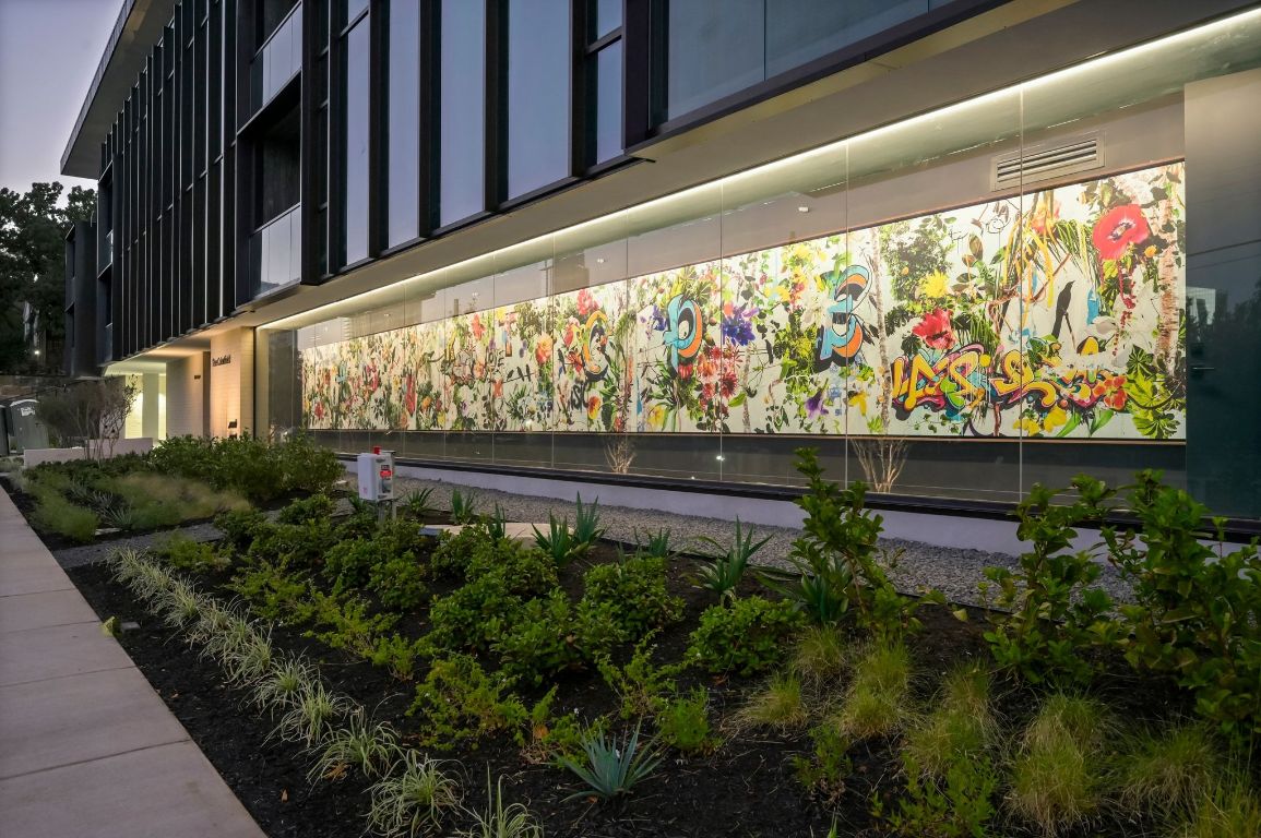 1006 Baylor Street, Unit 202 Austin, TX 78703 - Photo 23 of 23 a view of a building