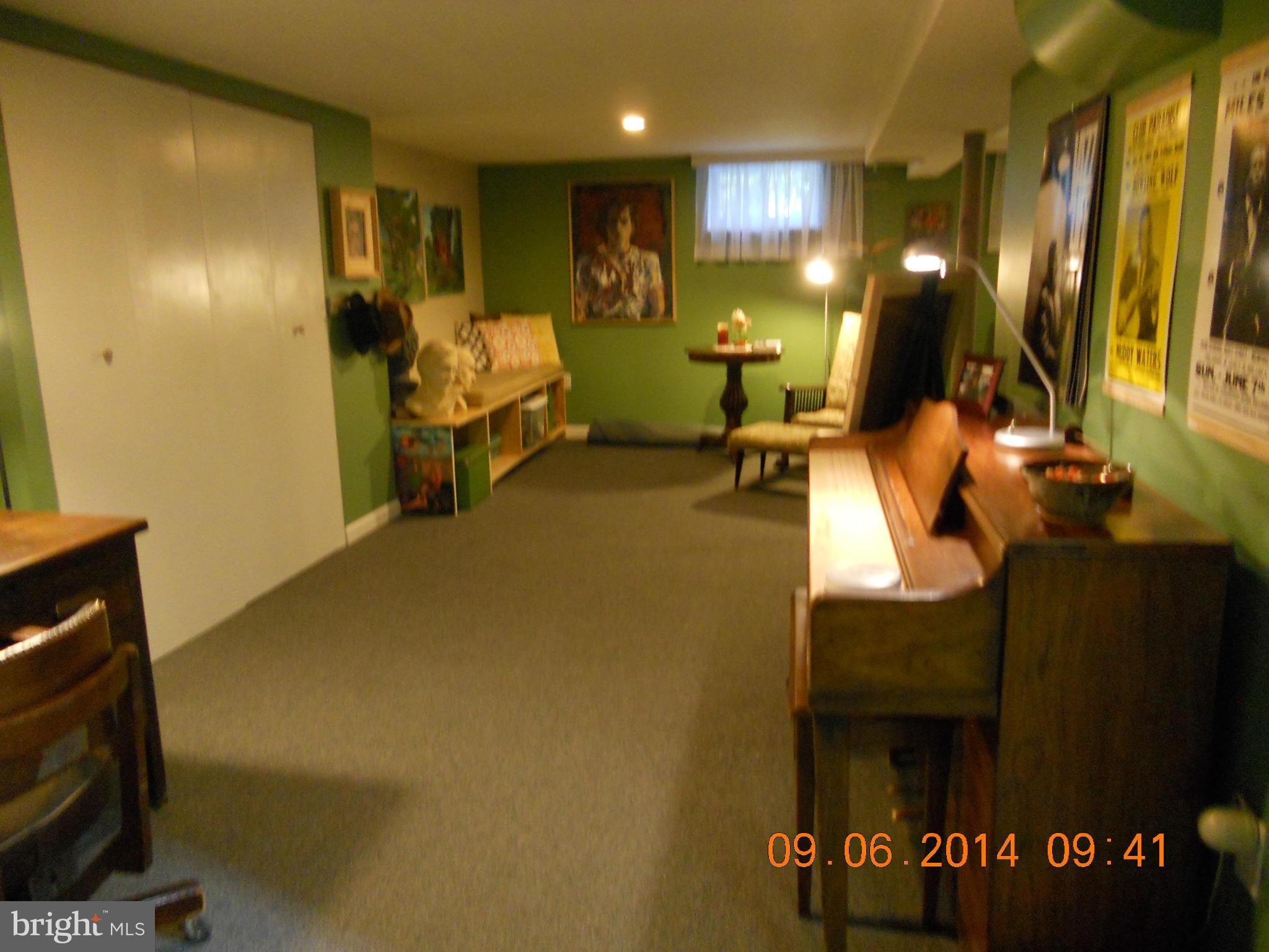 109 Oakmere Road Owings Mills, MD 21117 - Photo 20 of 24 Family Room