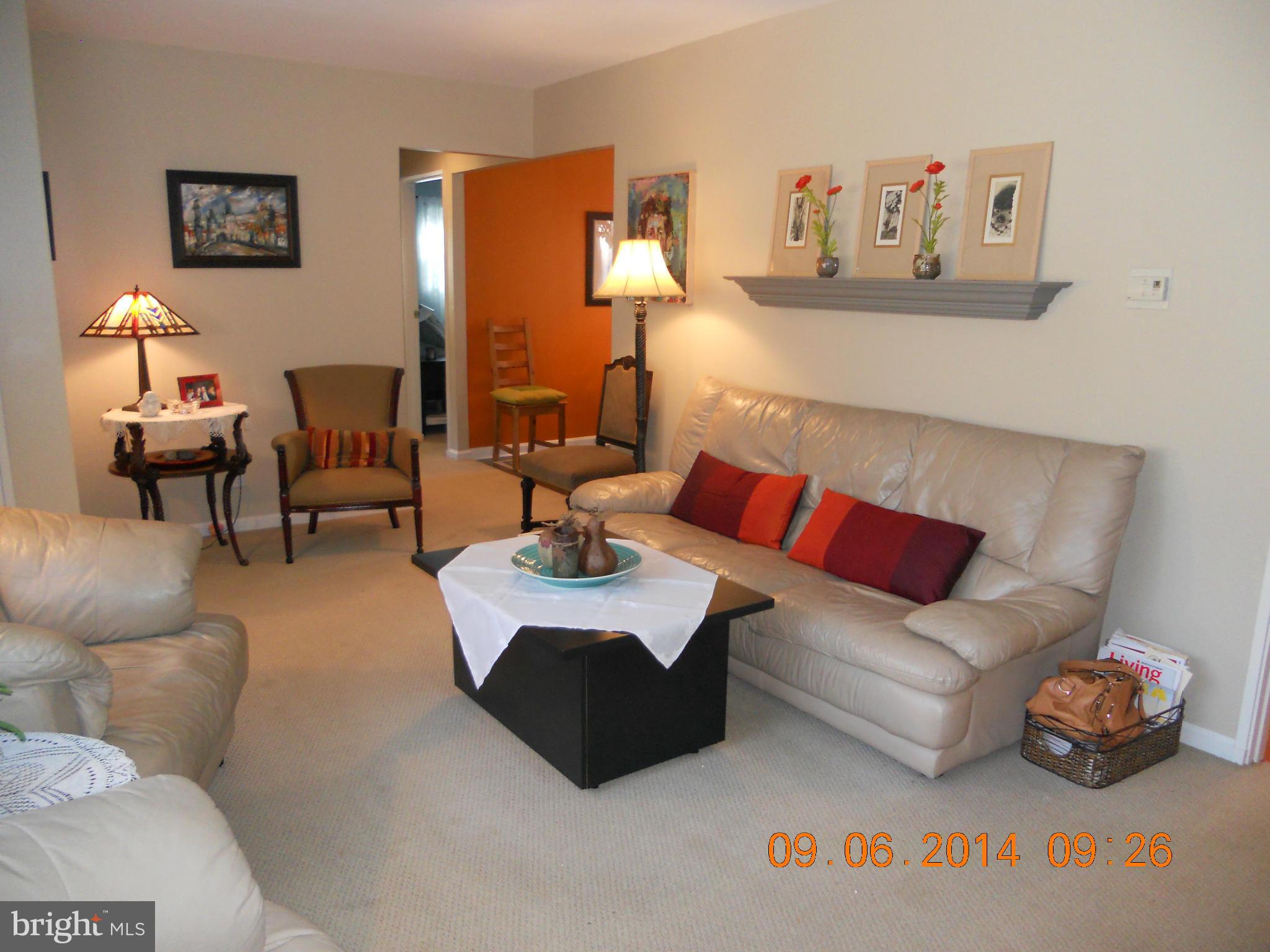 109 Oakmere Road Owings Mills, MD 21117 - Photo 10 of 24 Living Room