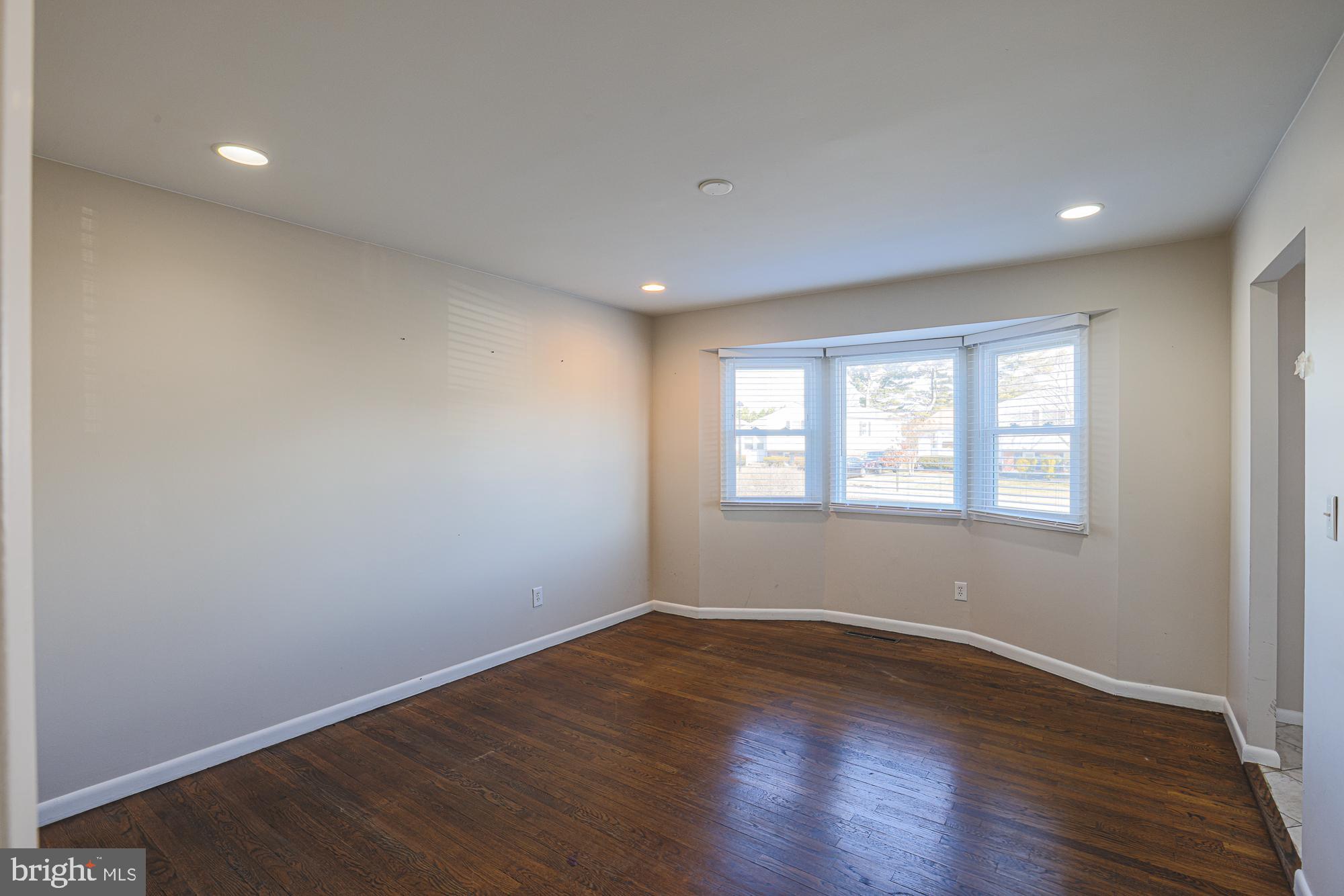 6504 Wickfield Road Baltimore, MD 21209 - Photo 15 of 51 Gallery Image 15