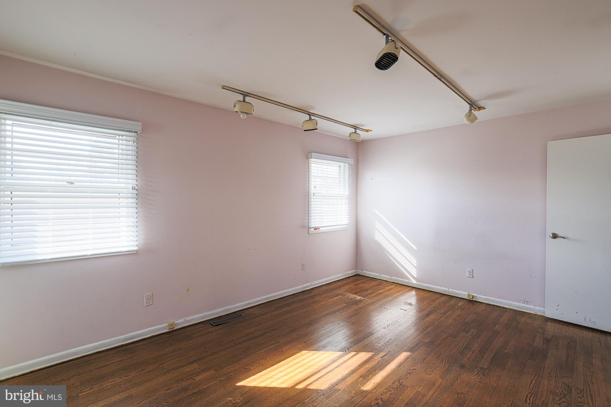 6504 Wickfield Road Baltimore, MD 21209 - Photo 36 of 51 Gallery Image 36