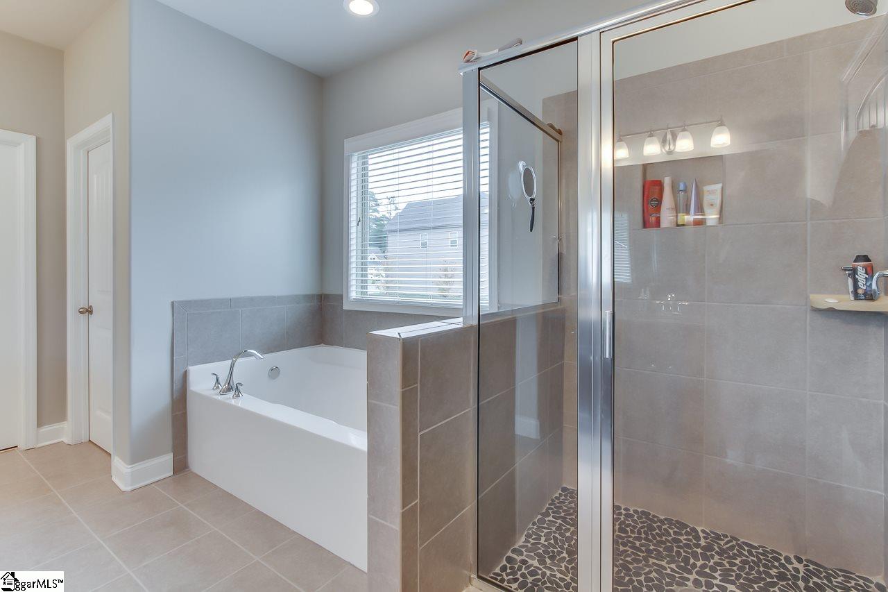 105 Quail Hunt Road Simpsonville, SC 29680 - Photo 14 of 31 Gallery Image 14