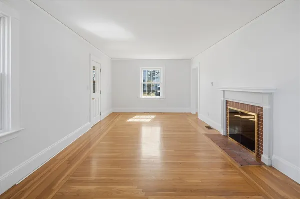 $3,300 | 21 Earlham Way, Warwick, RI 02886