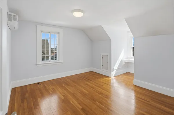 $3,300 | 21 Earlham Way, Warwick, RI 02886