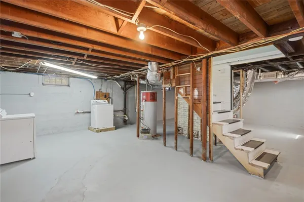 $3,300 | 21 Earlham Way, Warwick, RI 02886