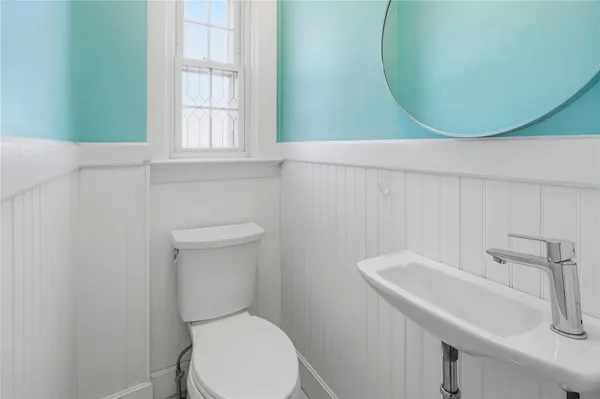 $3,300 | 21 Earlham Way, Warwick, RI 02886