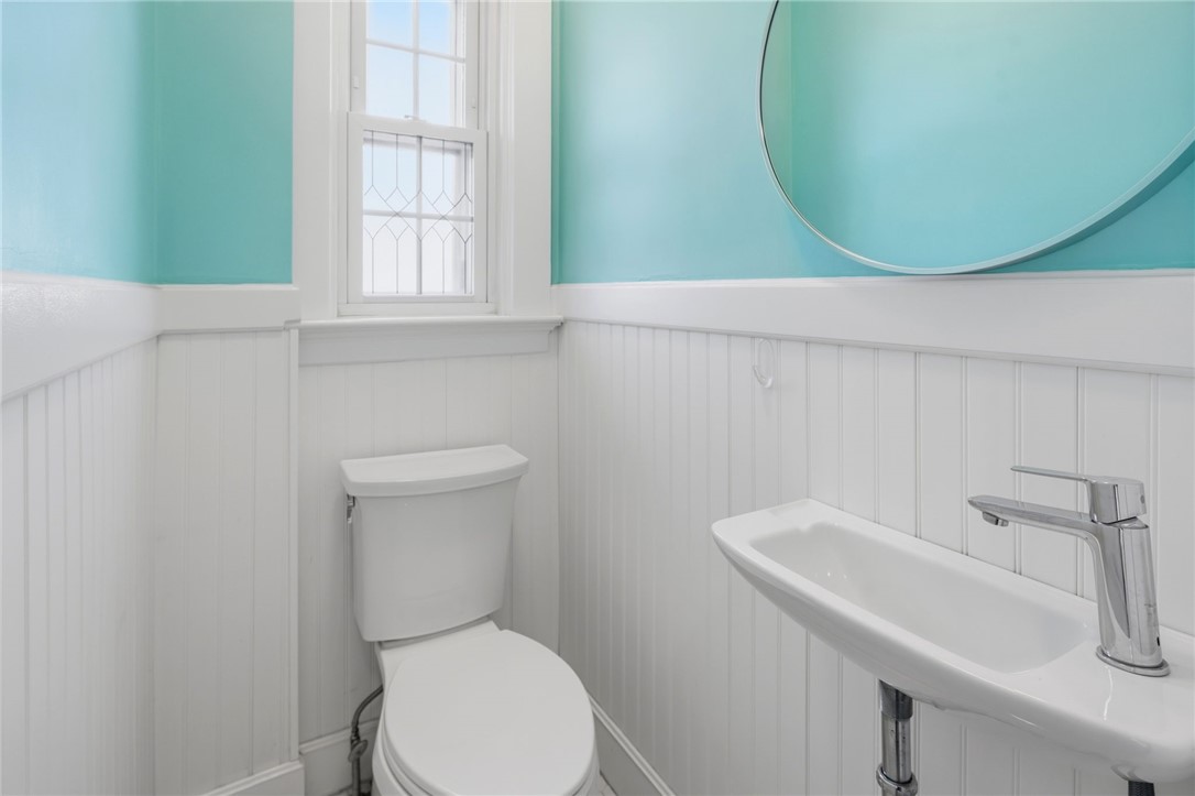 21 Earlham Way Warwick, RI 02886 - Photo 10 of 39