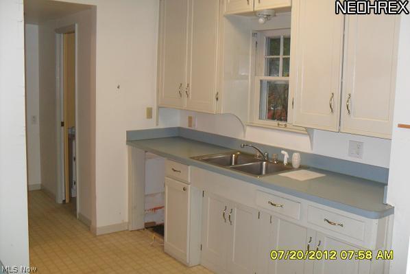 3962 Bluestone Road Cleveland Heights, OH 44121 - Photo 7 of 15